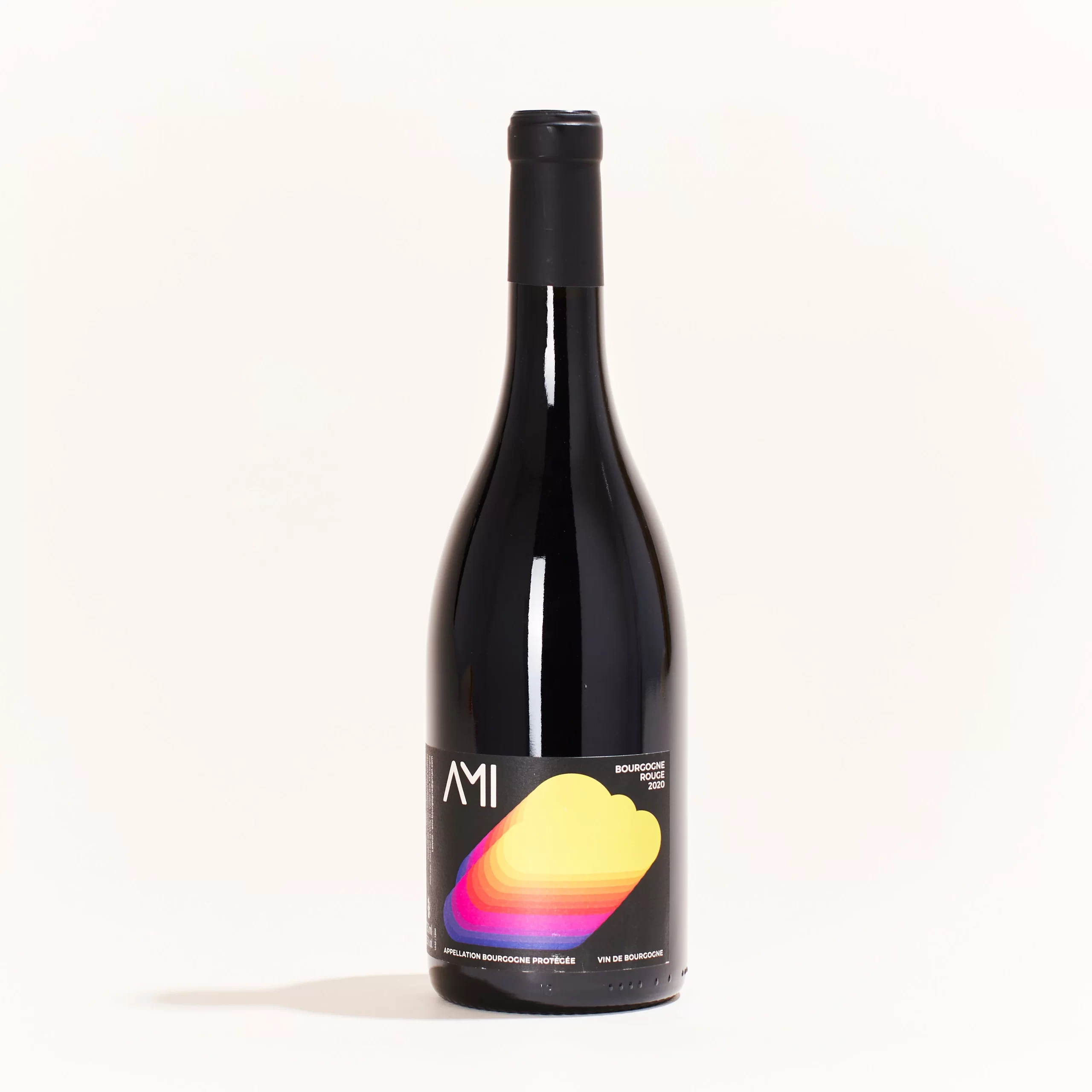 Nuages-Rouge-Ami-Pinot-Noir-Bourgogne-France-natural-red-wine_25abc6fc-7728-48a0-a495-ddfc96bdceb4